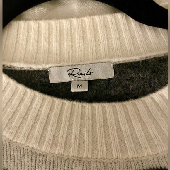 NWOT RAILS LANA ABSTRACT TIGER SWEATER - Picture 4 of 6